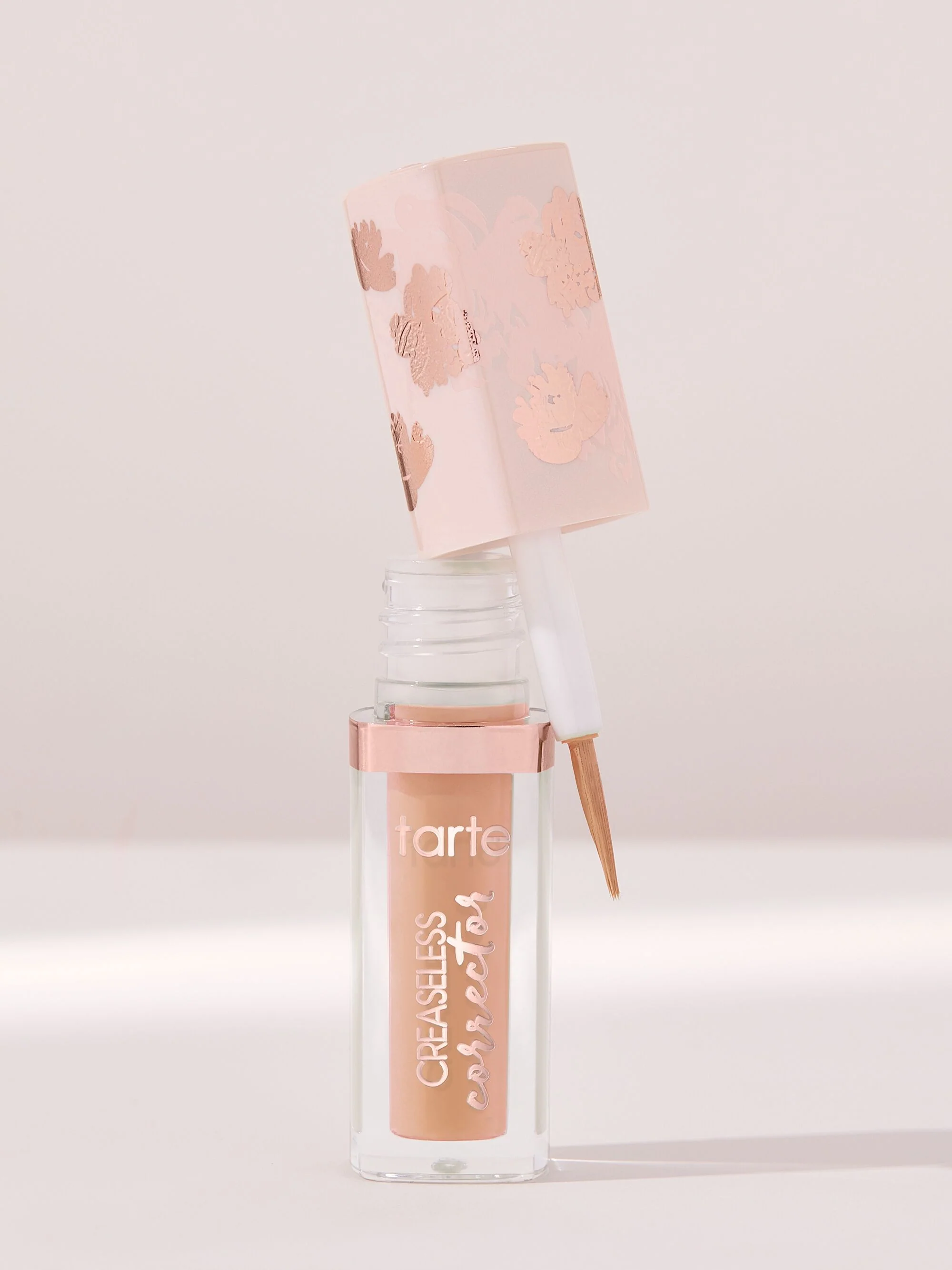 travel-size creaseless corrector - Image 17